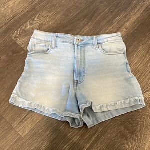 Size 9 Altar’d State Women’s Shorts The Deb Style